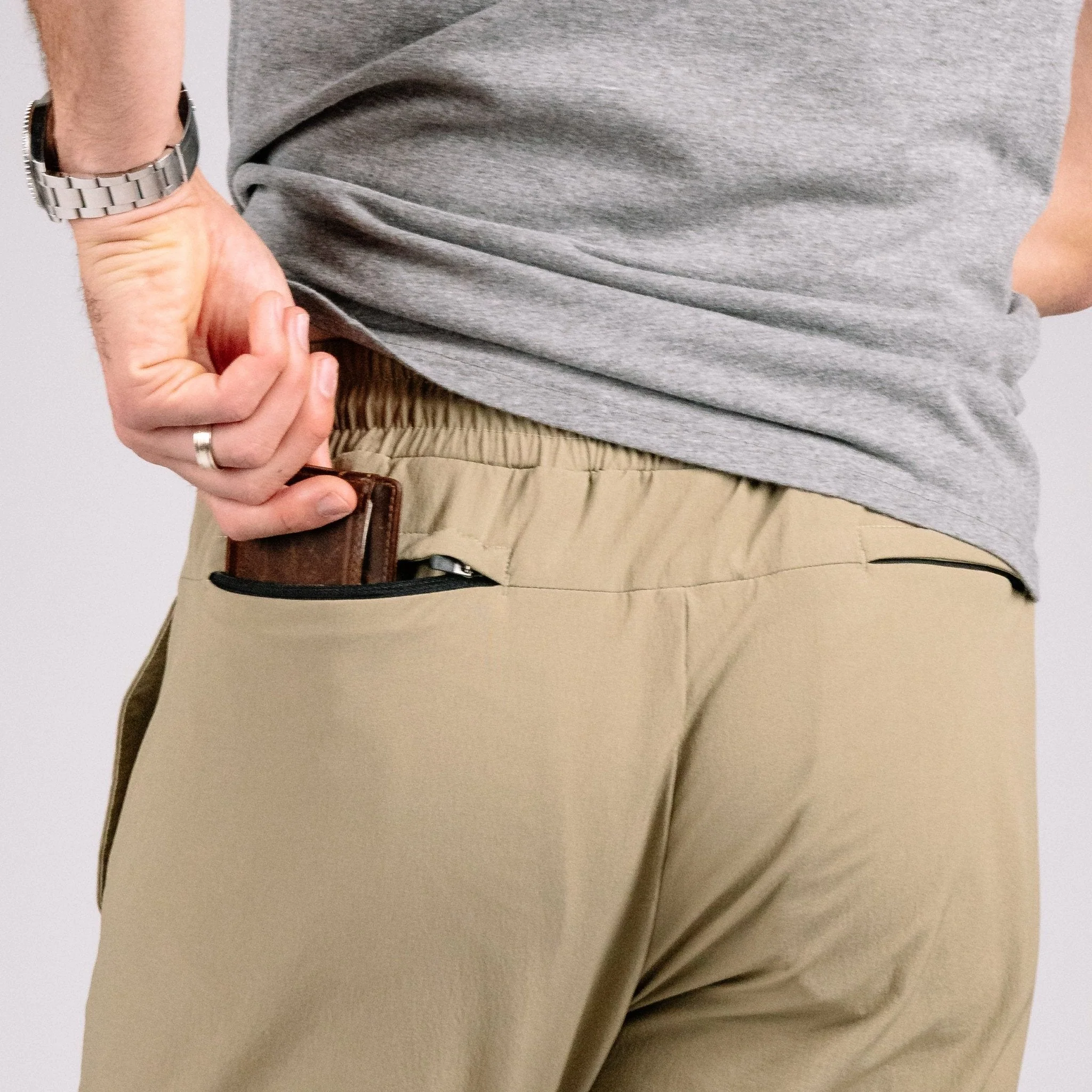 Carrier Traveler Joggers - Image 27